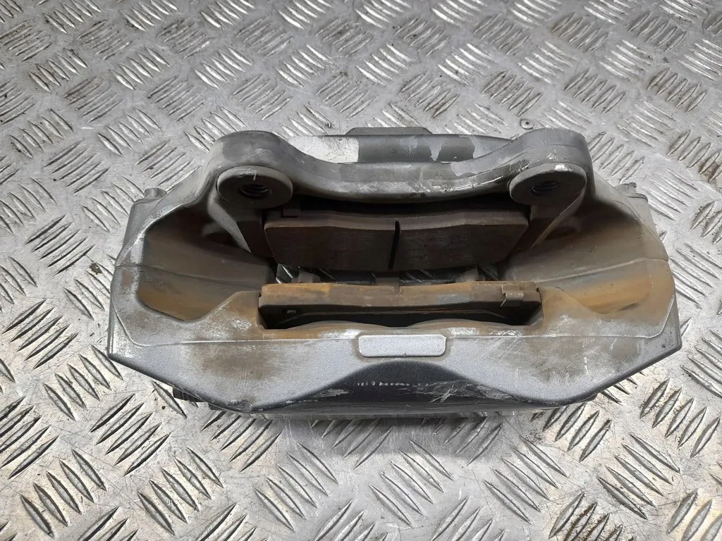 фото №5, Chevrolet corvette a9490101 перед левая суппорты