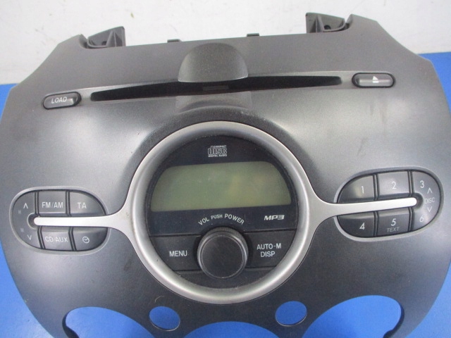 фото №2, Mazda 2 de радіо заводський cd mp3 dl4066ar0
