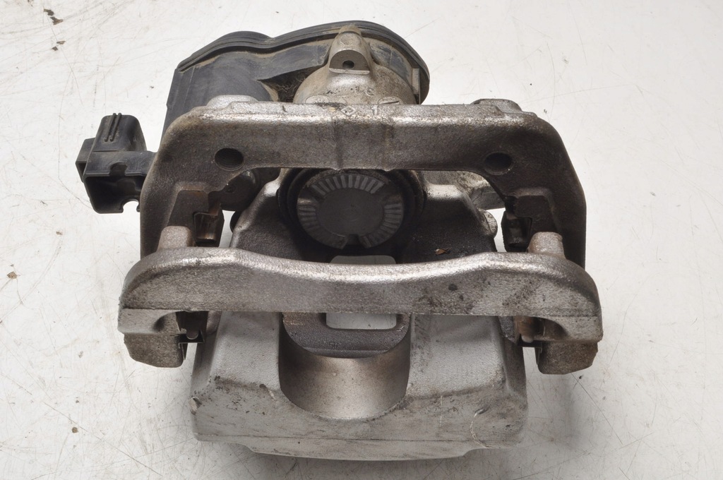 фото №6, Defender l663 3.0 d суппорт тормозной правый задняя 21r