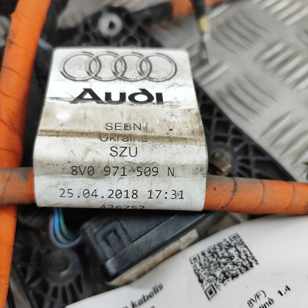 фото №8, Audi a3 s3 8v 2018 кабель do зарядки автомобиля электрический