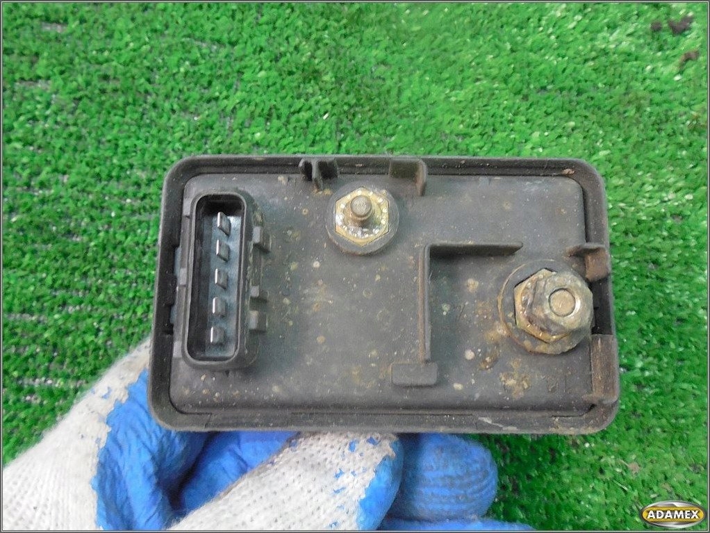 фото №5, Peugeot 306 1.9 d 1993r реле свеча bitron