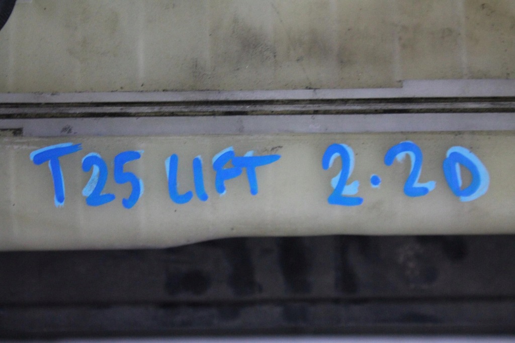 фото №7, Вентиляторы радиатора 4227502520 toyota 2.0 2.2 d