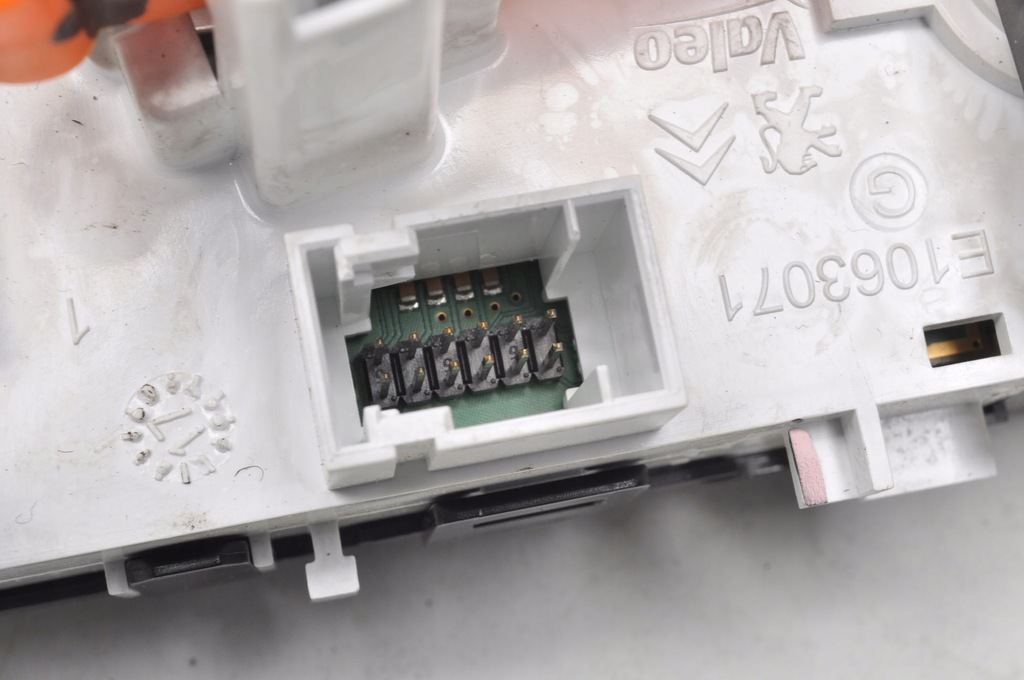 фото №13, Peugeot 208 i 2008 i панель переключатель кондиционера 9819611577