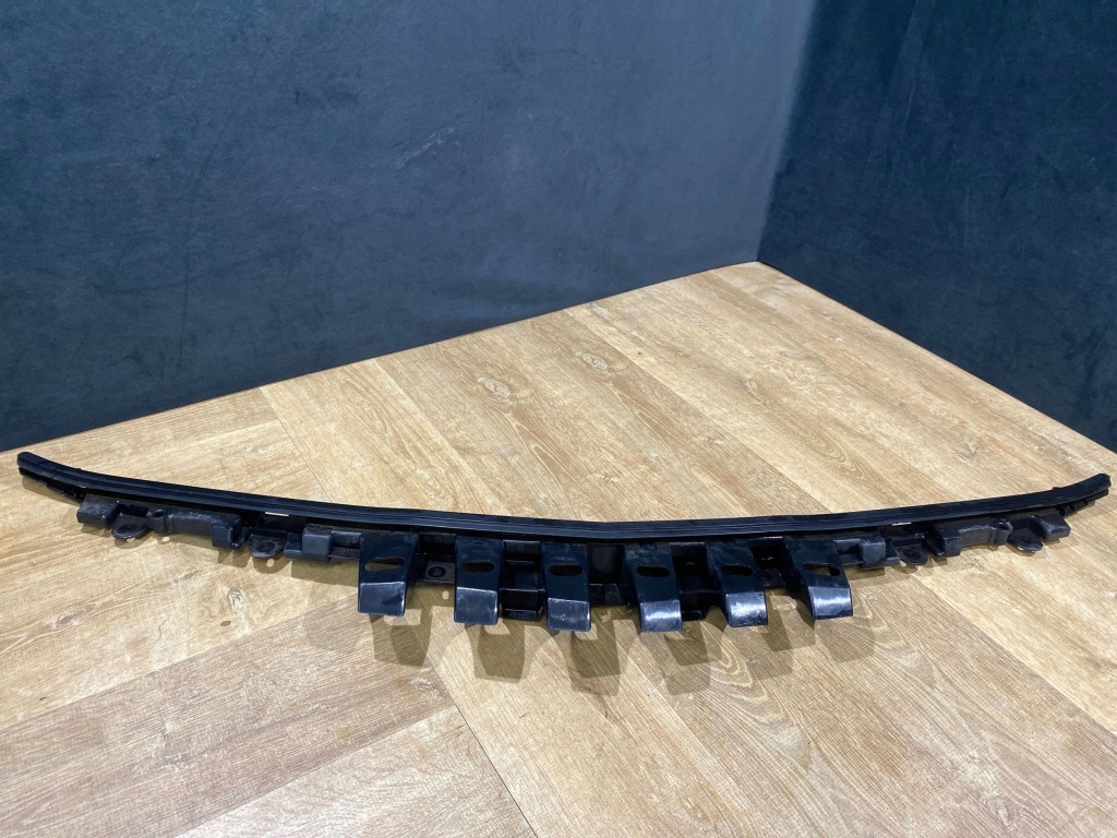 Купить Направляющая стяжная бампера mercdes sl a2318820006