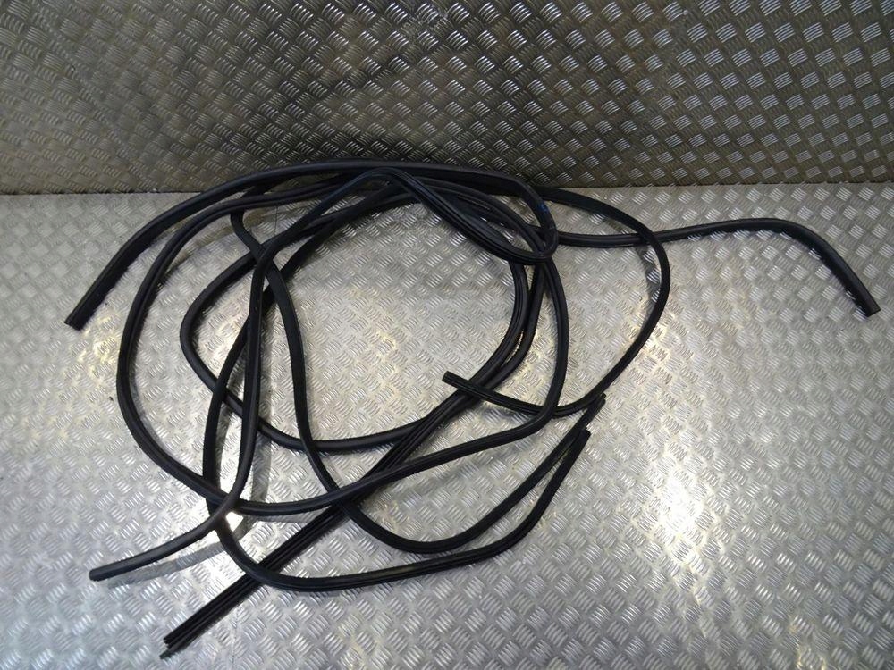 фото №1, Maserati quattroporte v lift m139 прокладка двері