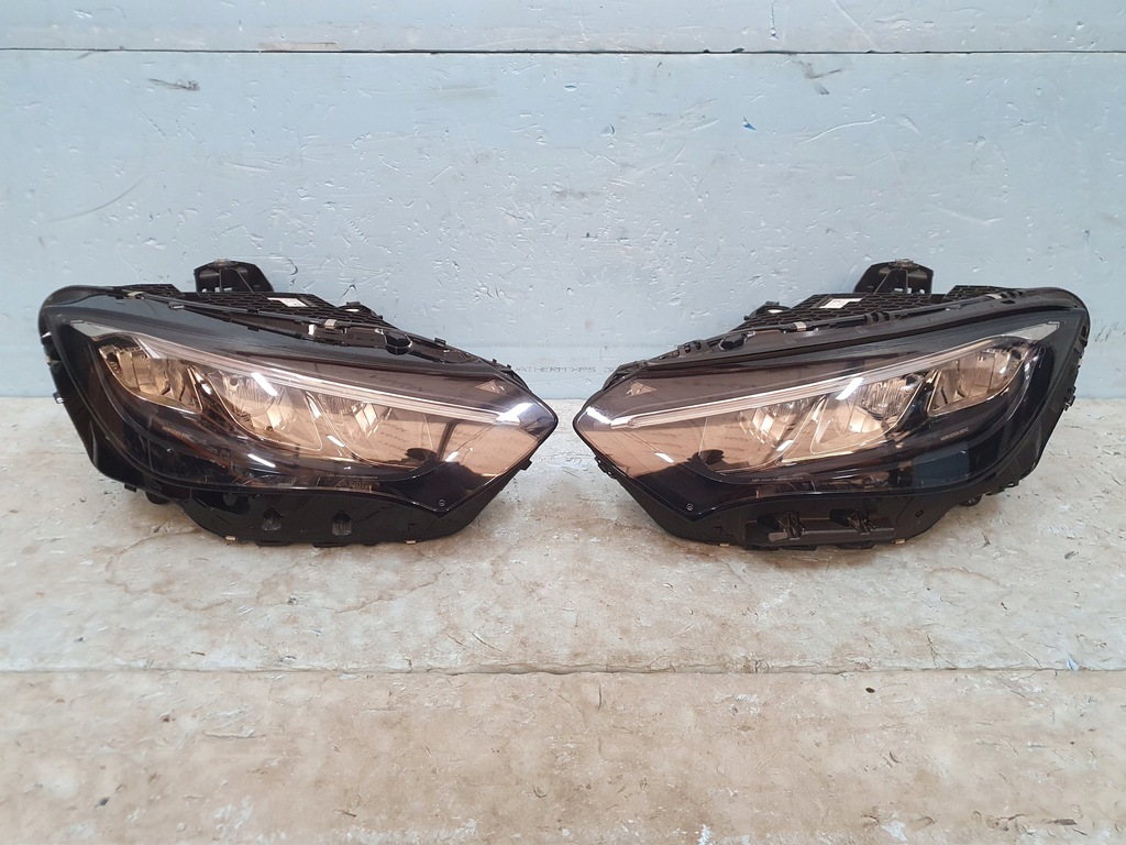 фото №1, Лампа mercedes eqe w295 full led левая правая перед