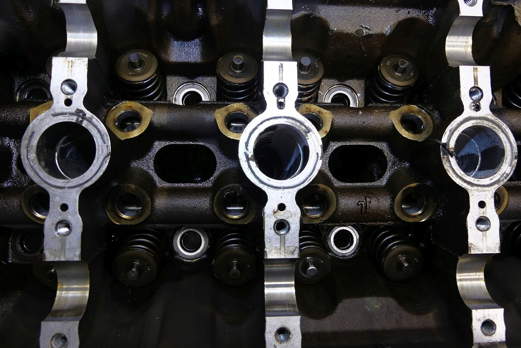 фото №6, Audi s8 s6 5.2 fsi v10 bxa головка цилиндров правая