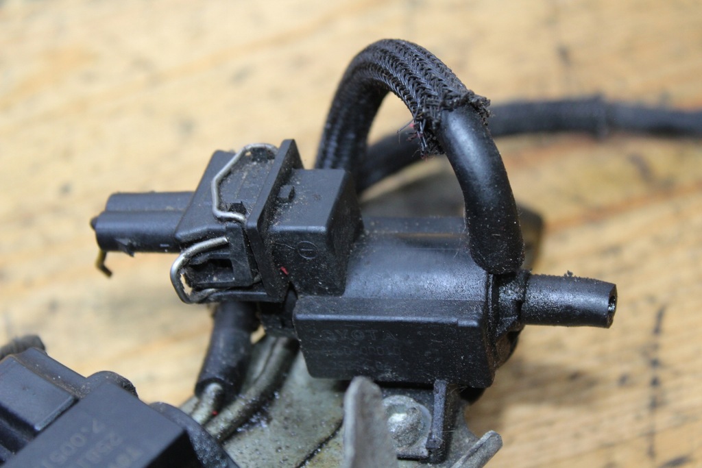 фото №15, Клапан датчик керування турбіна avensis t27 2.0 2.2 1ad 2ad 25819-0r011