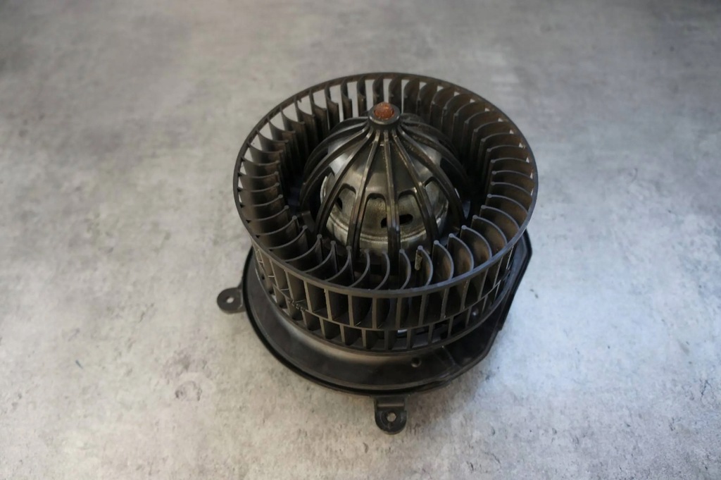 фото №1, Вентилятор воздуходувка обдув mercedes cls w219 uk