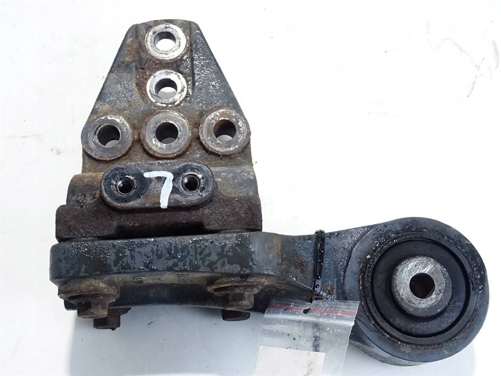 Купить Кронштейн кабины левый перед iveco stralis i 500357226