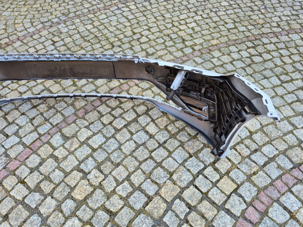 Vw golf vii sportsvan r-line бампер перед с Разборки