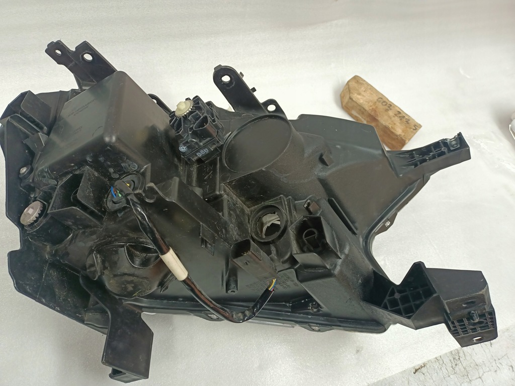 фото №12, Ford ranger raptor лампа передняя левая