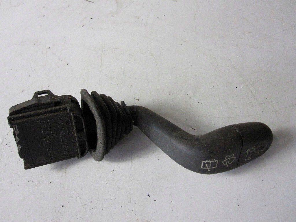 фото №1, Важіль двірник skoda felicia