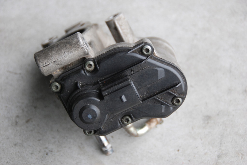 фото №4, Renault master movano 03-10 3.0 dci клапан egr