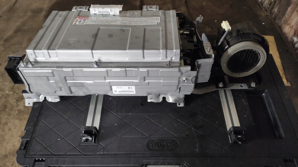 Купить Toyota yaris 3 аккумулятор аккумулятор cele звенья 11-19 год