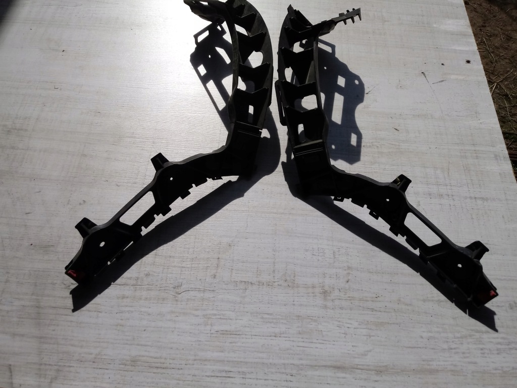 фото №1, Opel zafira b направляющие бампера задняя левый