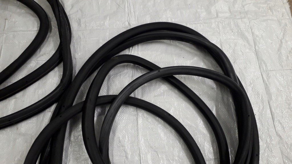 фото №12, Vw touran прокладка кузовная дверь перед задняя 2003-2010