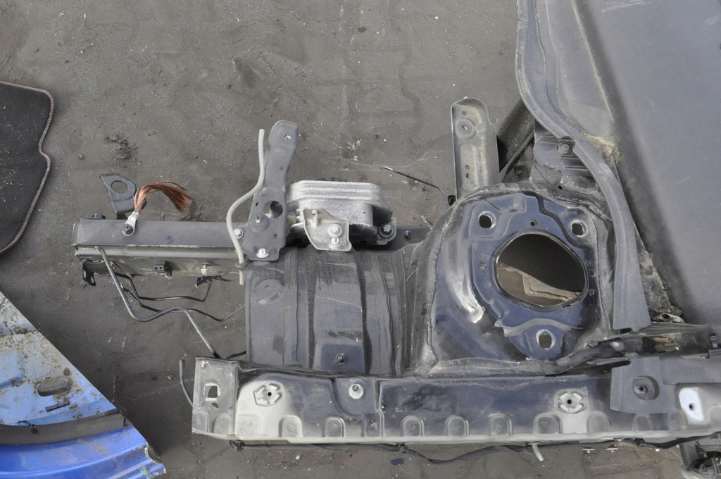 фото №6, Cla w117 x117 блок двигателя порог левый четверть левая перед