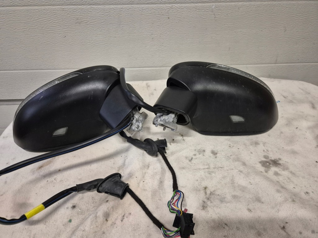 фото №4, Праве дзеркало зовнішнє vw arteon 18 rok колір lc9x 13 pin