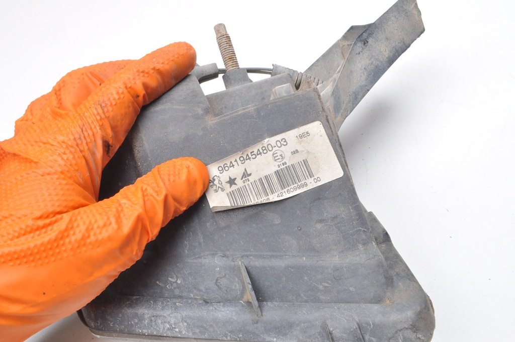 фото №6, Peugeot 407 противотуманная фара правый 9641945480