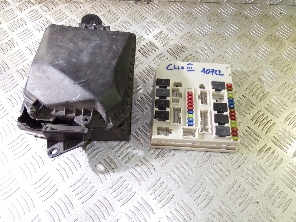 фото №1, Модуль bsi uch коробка предохранителей renault clio iii modus 233293c