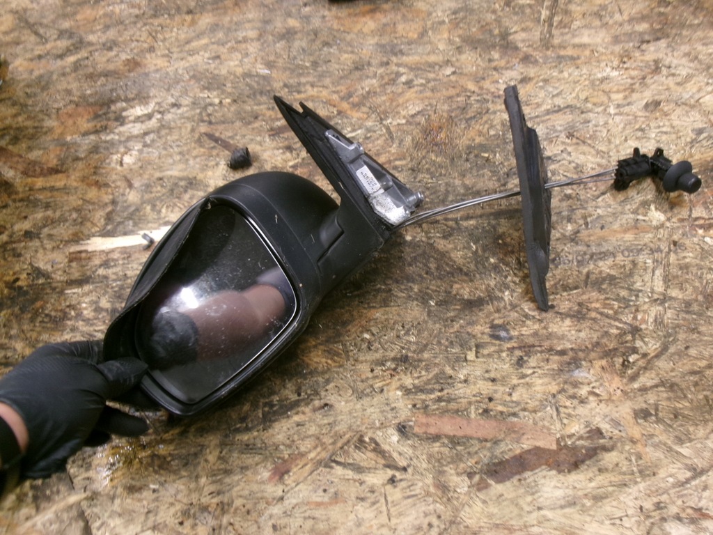 фото №1, Skoda fabia ii зеркало левая механический