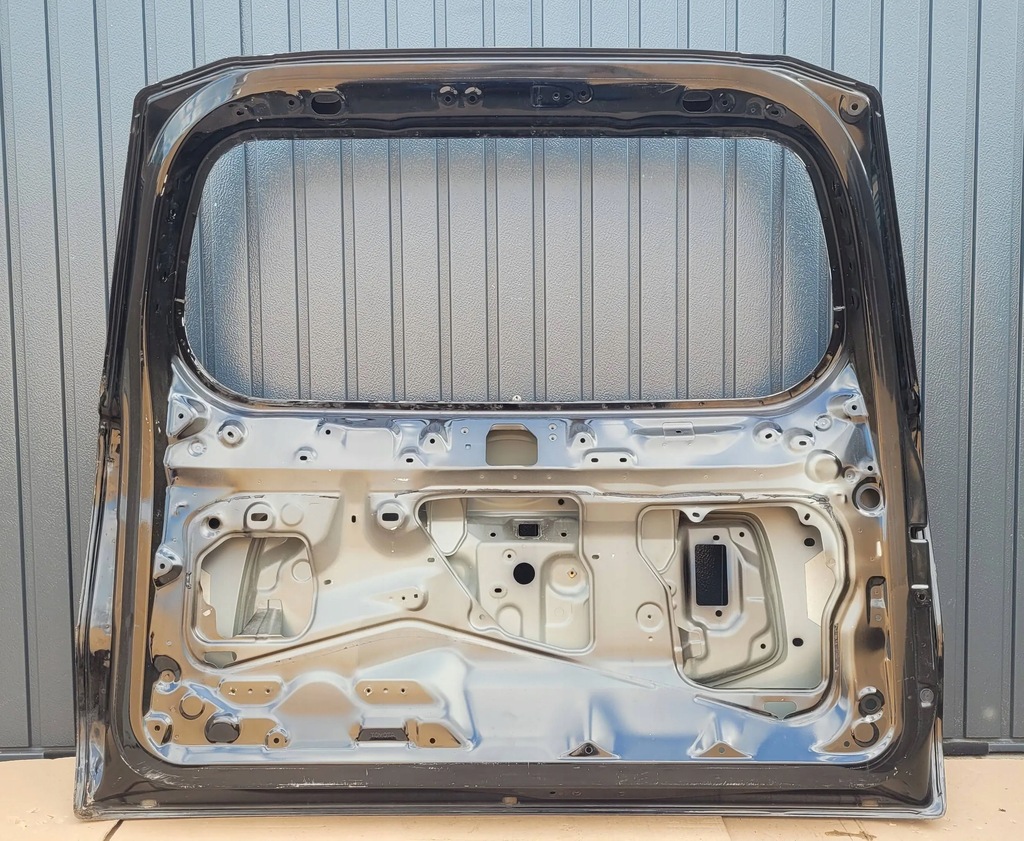 фото №7, Toyota land cruiser 20- кришка багажника багажника задня