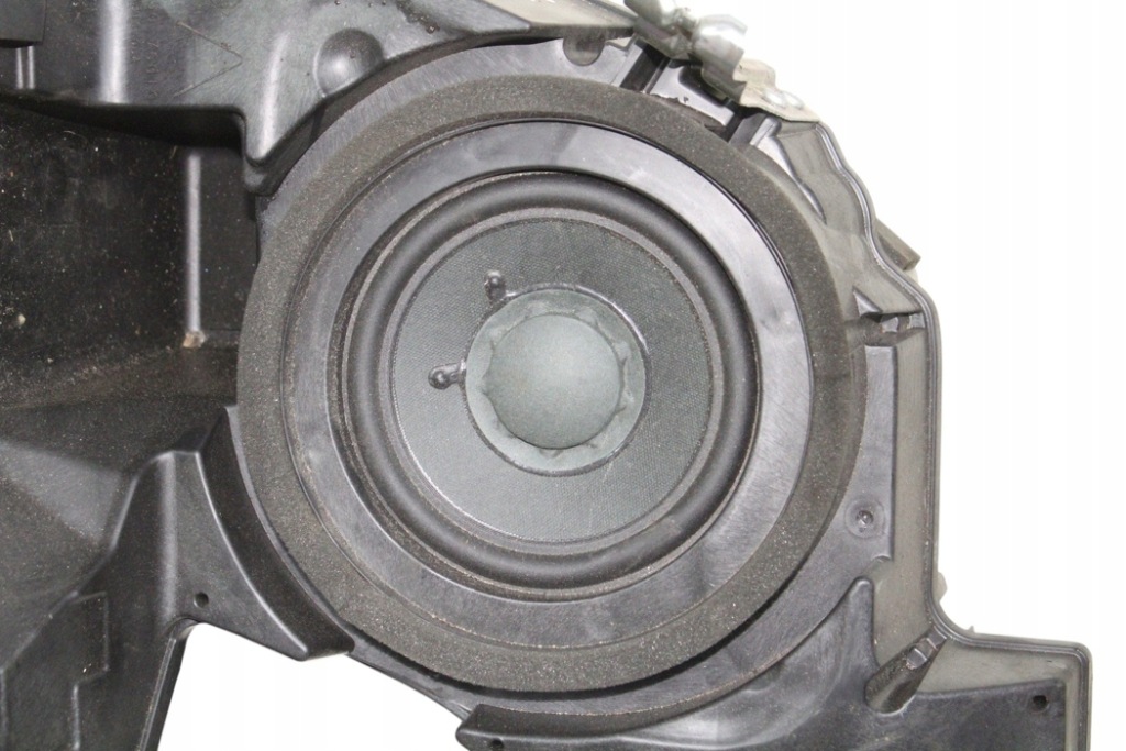 Купити Сабвуфер lexus ct zwa10_ 8615076010 1.8l hybrid 100kw 2012