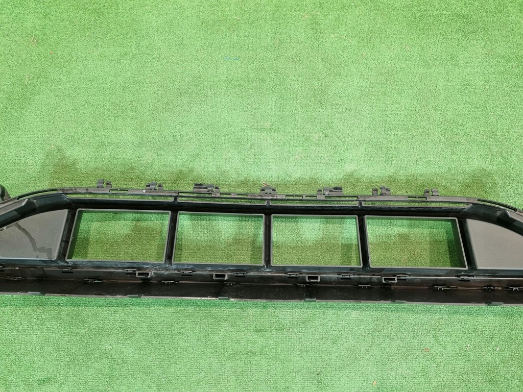 фото №15, Решётка нижняя бампера перед передний mercedes w213 amg lift a2138858804