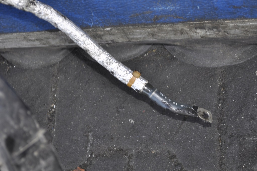 фото №9, Bmw g12 3.0d шланг акумулятор kompletny