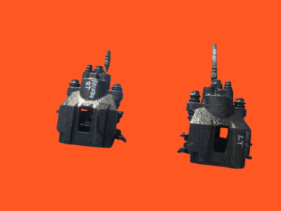 фото №1, Chrysler pacifica i 2005 суппорт тормозной задняя