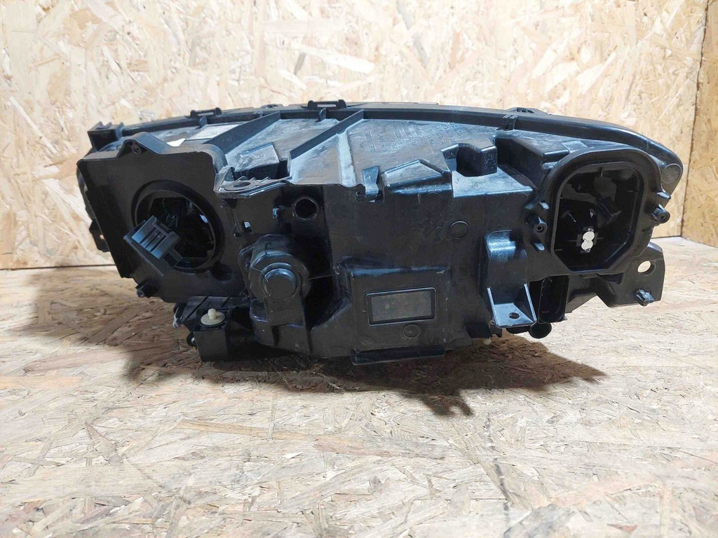 фото №11, Лампа права передня volvo s90 31655789 0.0l дизель 2018