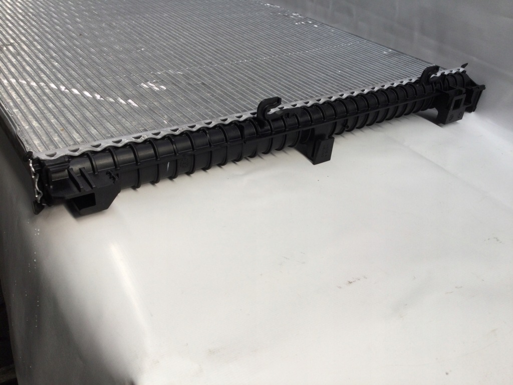 Bmw x3 g01 x3m f97 x4 g02 x4m f98 m-power радиатор воды 9468695 оригинал с Разборки