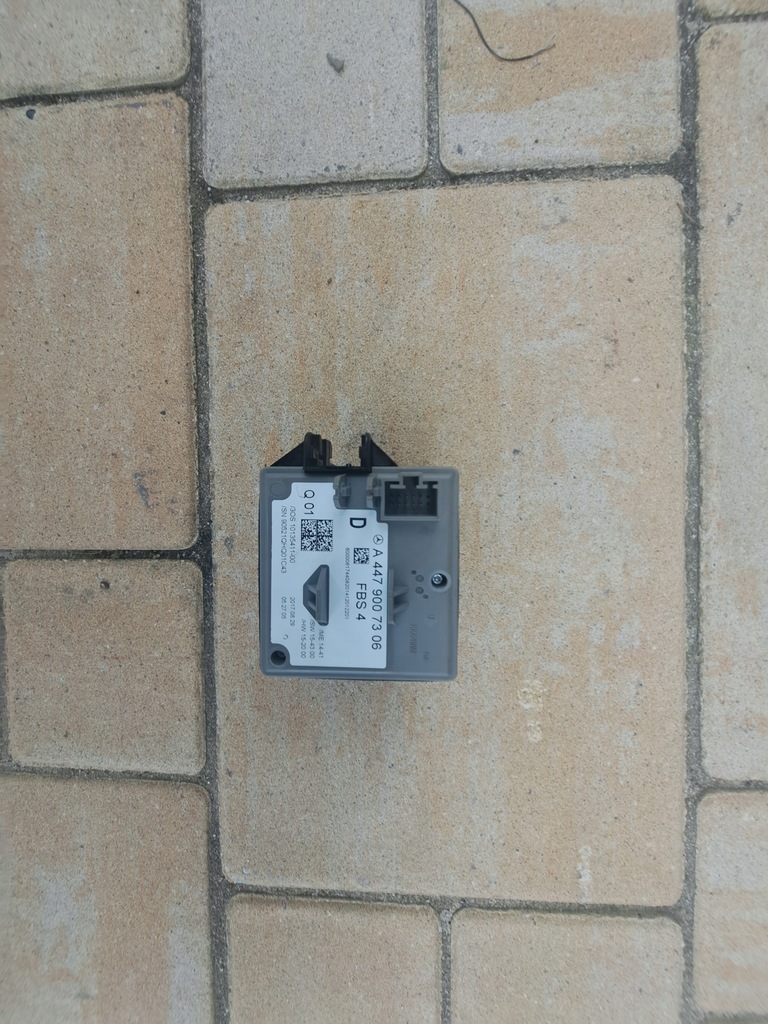 фото №2, Mercedes w447 rok 2017 замок зажигания a 4479004505