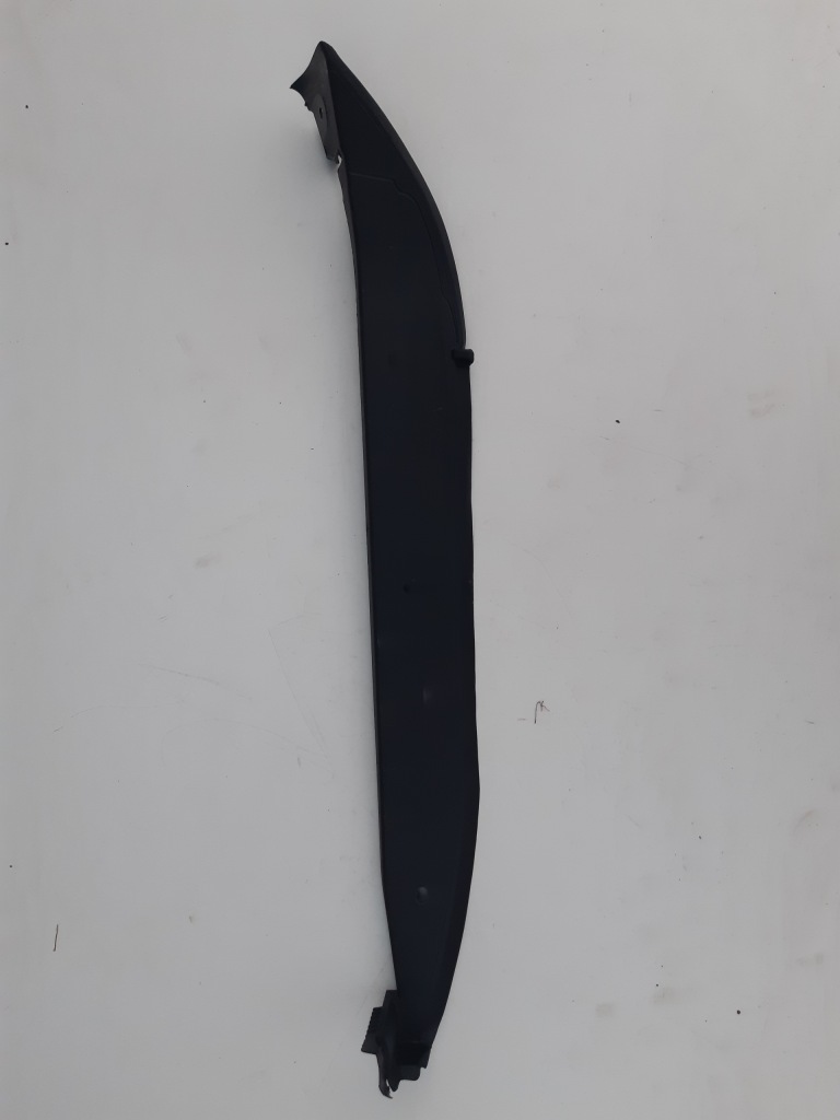 фото №1, Porsche macan молдинг pod капот права 95b.854.778.b