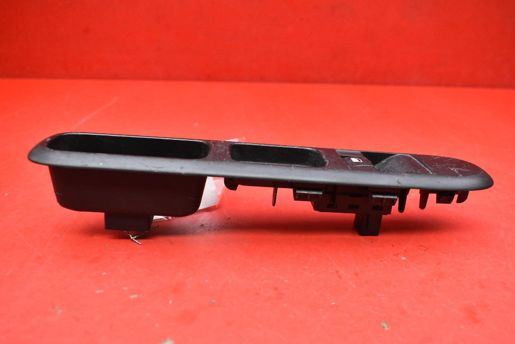 фото №5, Выключатель подъёма стекло правый перед 96662297xt peugeot 3008 1 i 10-13