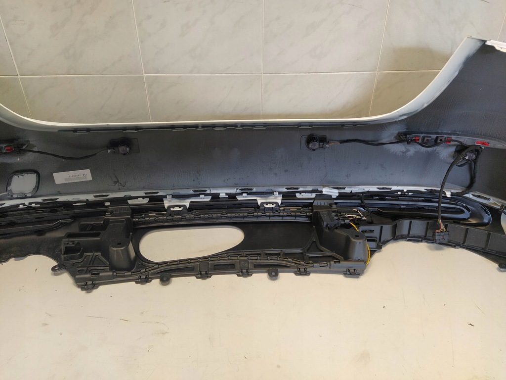 фото №12, Mercedes a214 w214 бампер задняя задний 6 pdc