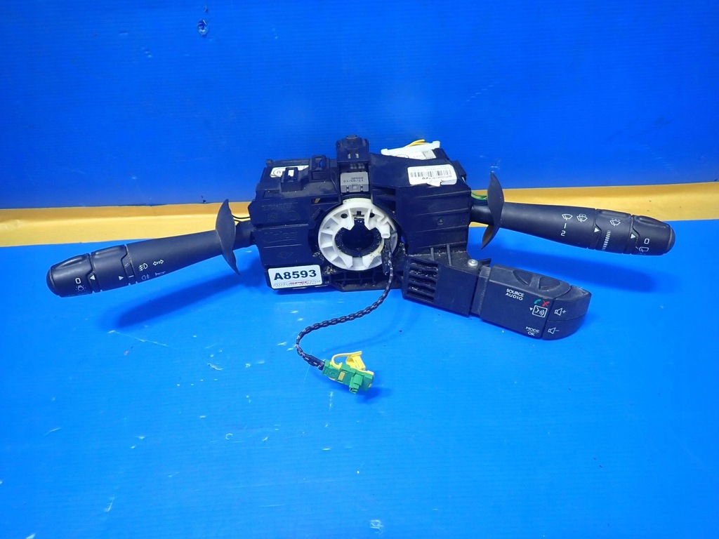 фото №1, Переключатель комбинированный renault twingo ii 8200958429