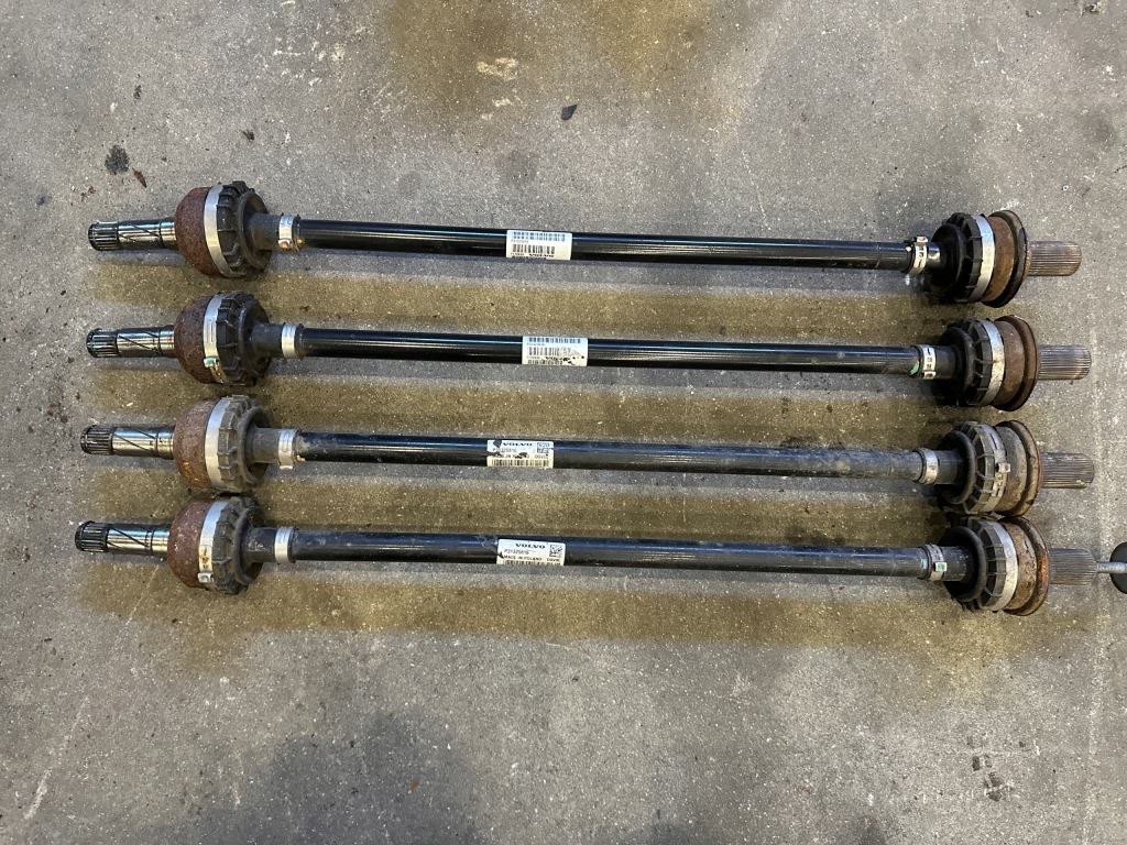 фото №1, Volvo xc90 ii xc60ii приводной вал задняя правая левая 31325816 / 36011787 / 36010091