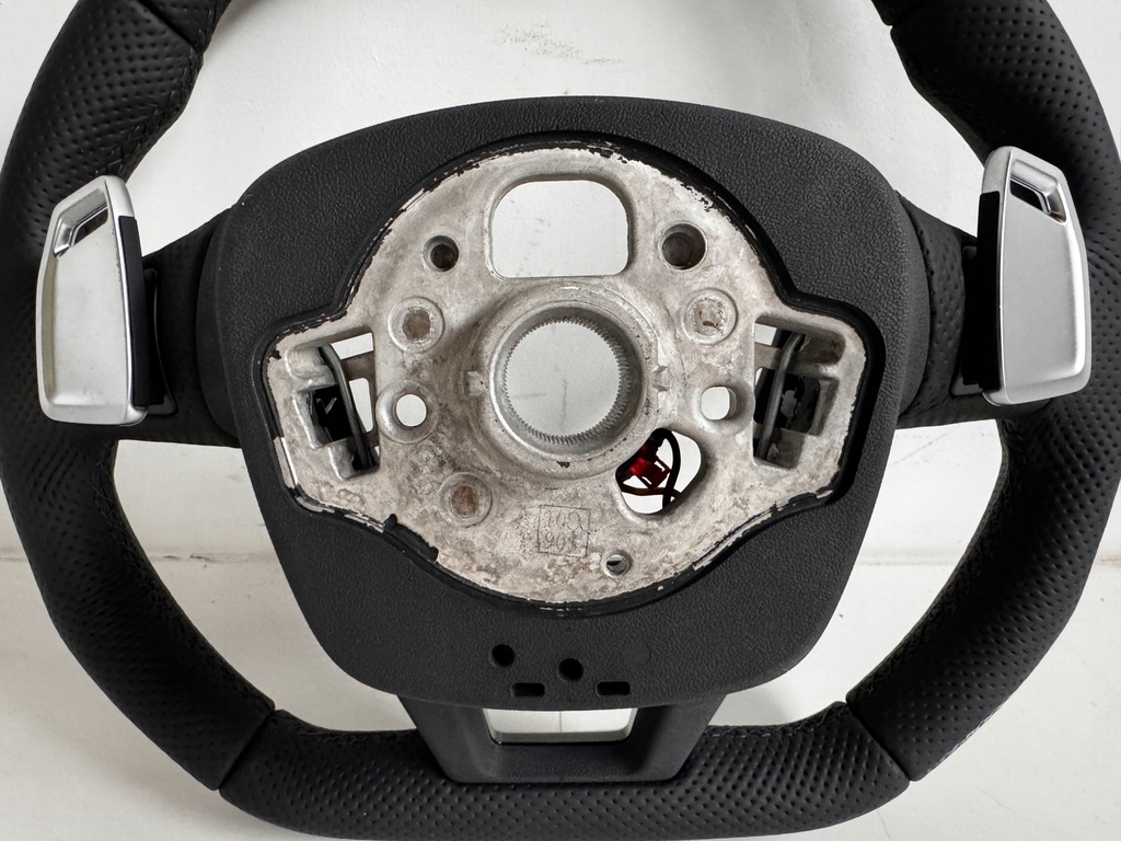 фото №9, Audi rs6 a6 4k0 воздуховод alcantara nowa оригинальная