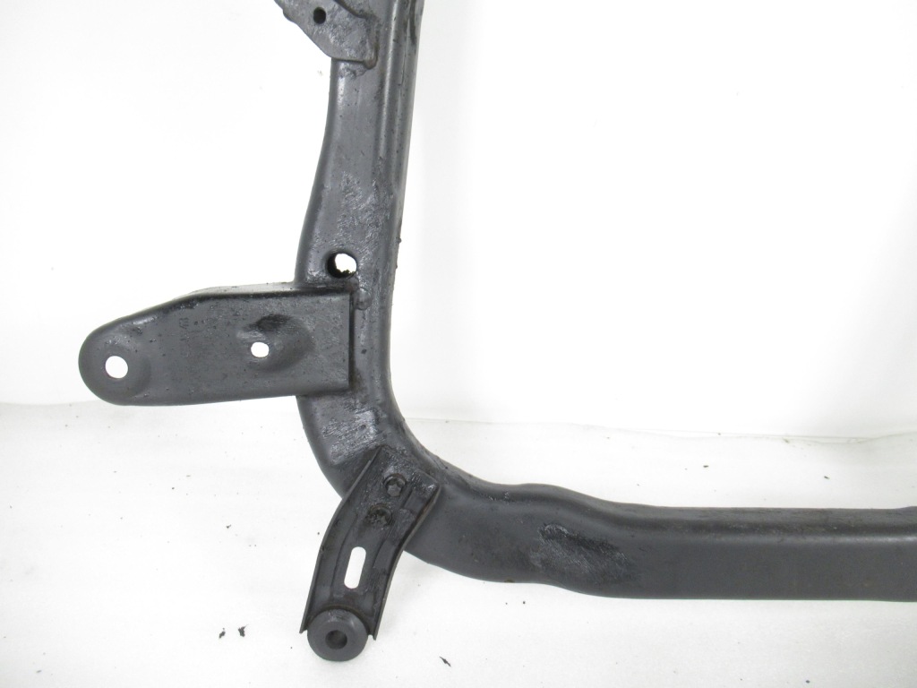 Подрамник перед opel corsa c 1.0 Недорого