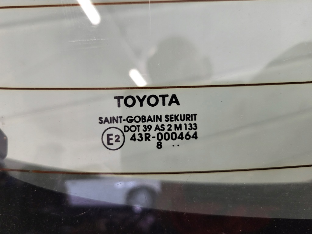 Купити Toyota yaris 2 09r кришка багажника багажника скло 068 рестайлінг