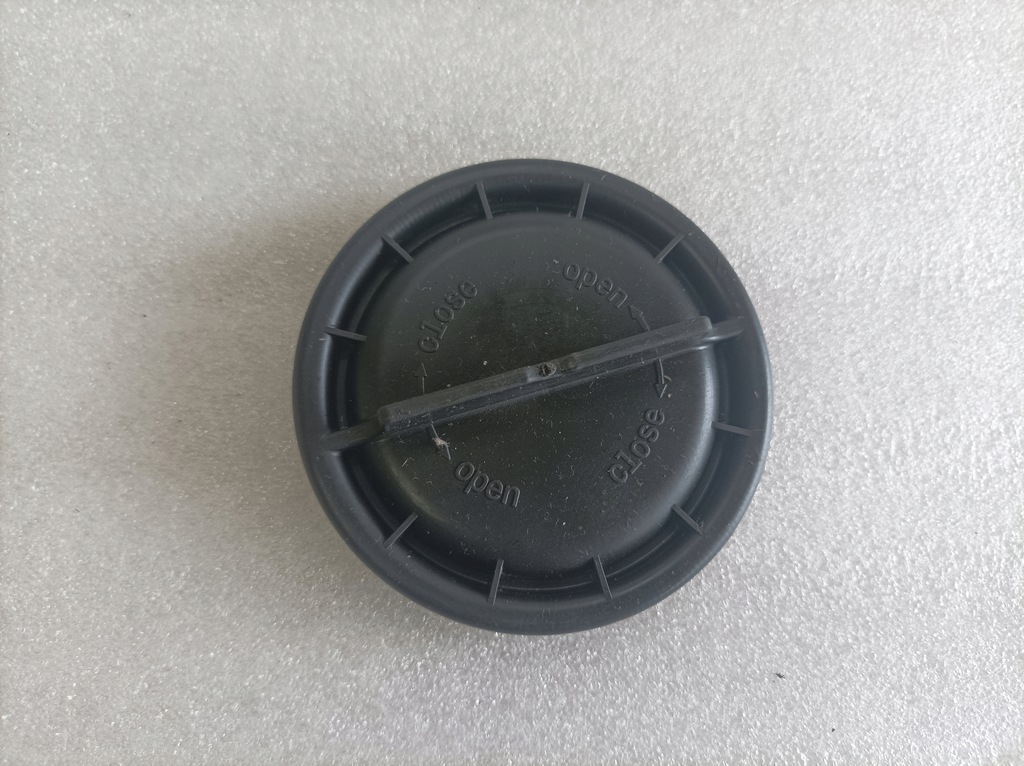 фото №1, A4 b8 lift a5 заглушка крышка лампы перед