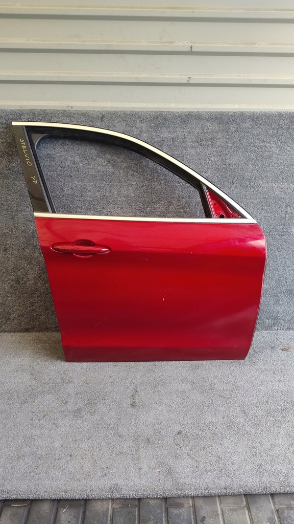 фото №1, Alfa romeo stelvio дверь правый перед kpl.