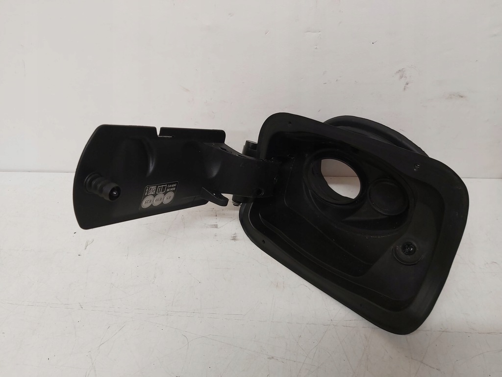 фото №1, Заливная горловина топлива bmw x1 f48 7359171