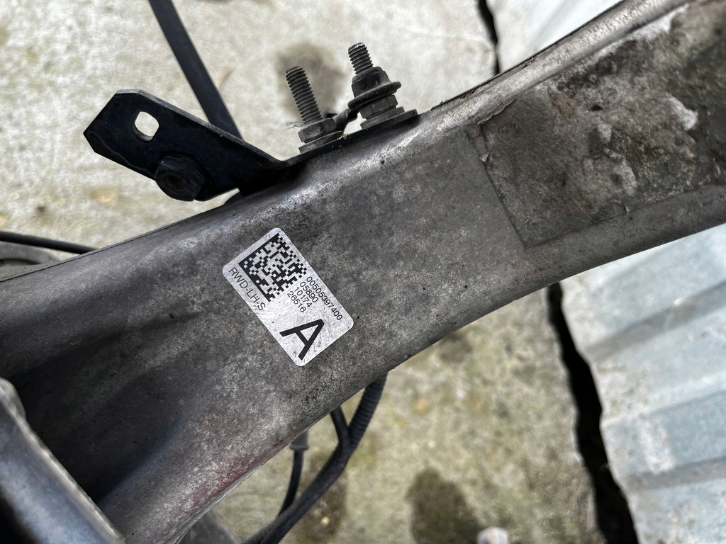 фото №8, Поворотний кулак лівий перед ліва передня giulia 00505397400 50544247 комплект rwd