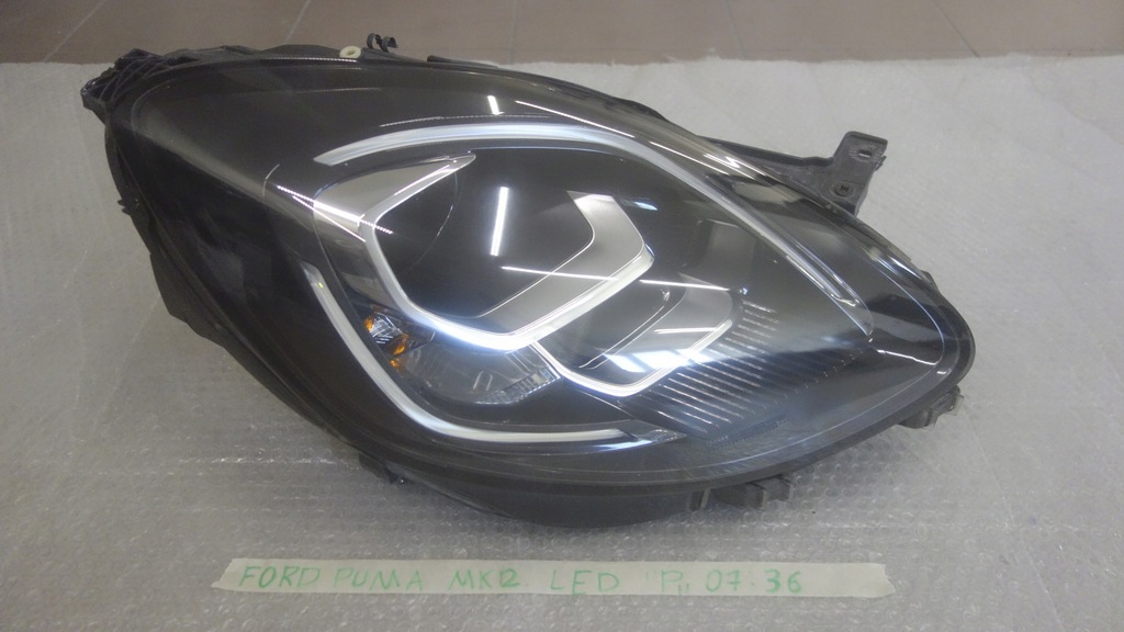 фото №1, Ford puma mk2 19-24r лампа права передня led