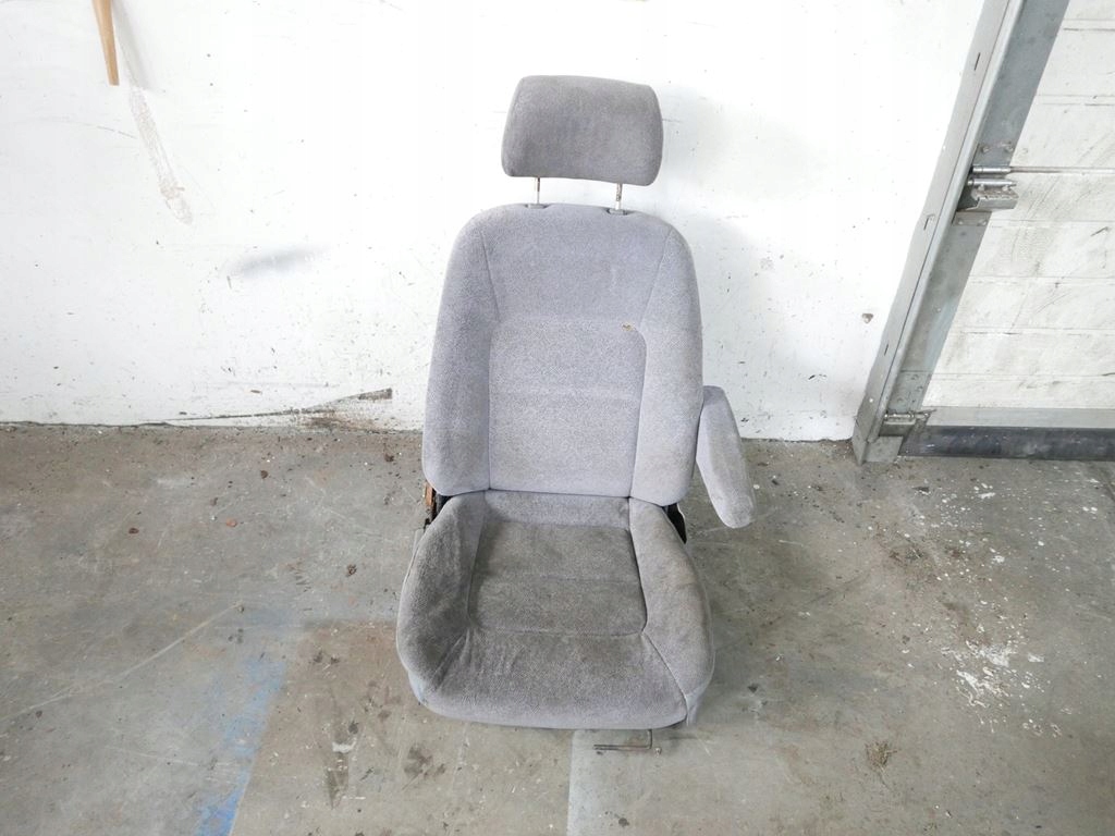 фото №1, Сиденье правый пассажира i ряд kia carnival i 99-01