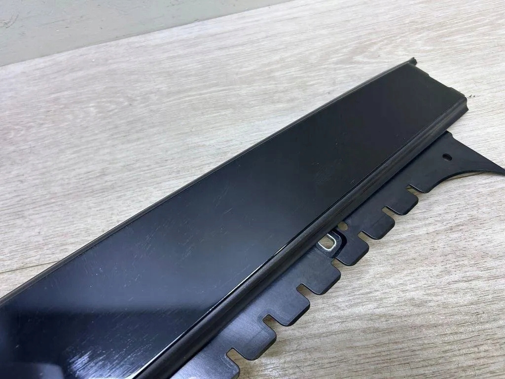 Молдинг уплотнитель задних левых дверь porsche panamera 971 971853289d Цена