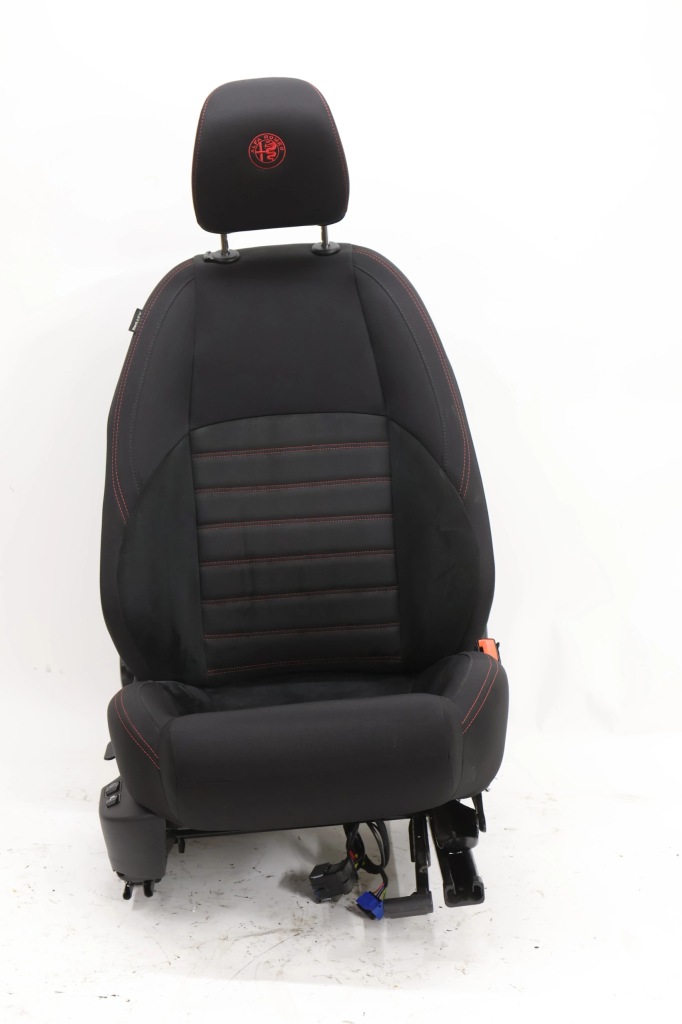 Купить Alfa romeo giulietta сиденье перед правый